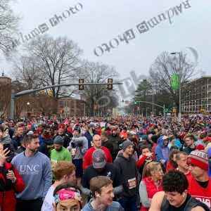 Crowd of runners 5K